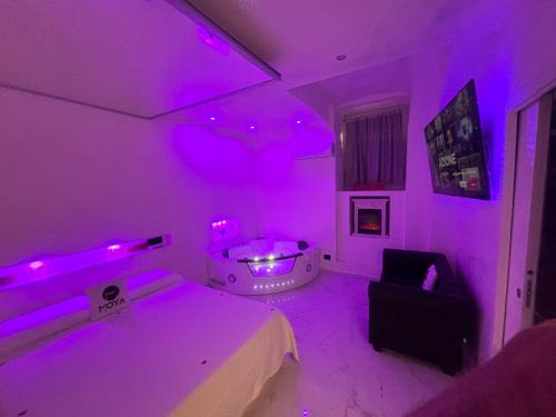 Flaminio Apartment | Moya Suites 2 - SPA in Camera