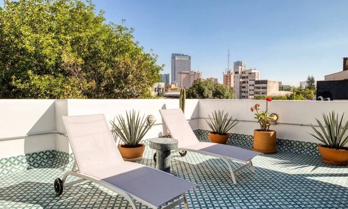 Zona Rosa Apartment | Mr. W | Inviting 1Br near Soho House