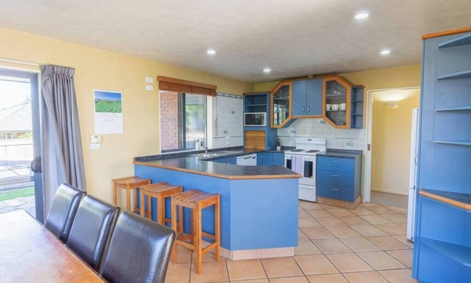 Wanaka House | Mt Iron Century Cottage