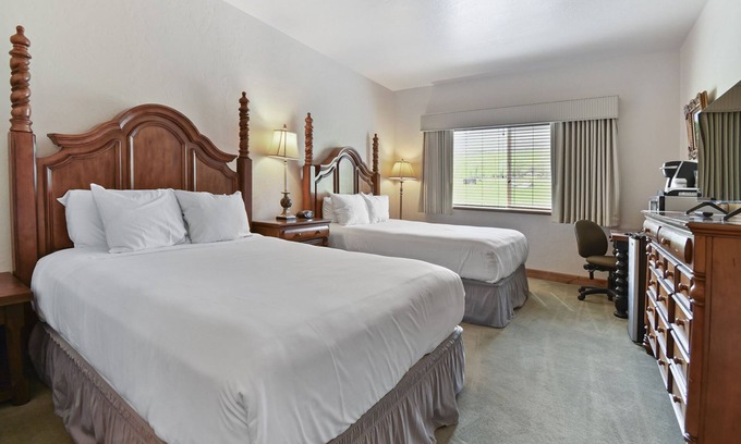 Midway Villa | Mtn Retreat: Relax Serene Nature, Hot Spring & Spa Villa 2013