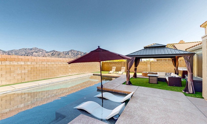 Rancho Vistoso House | Mtn-view home with private pool, hot tub, grill, & enclosed backyard