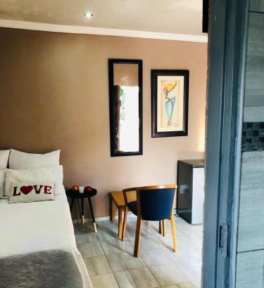 Greater Giyani House | Muhle Guesthouse