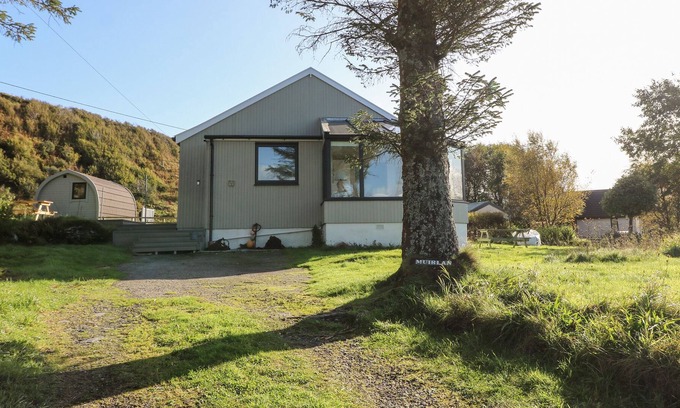 Slate Islands House | MUIRLAN, family friendly, country holiday cottage in Oban