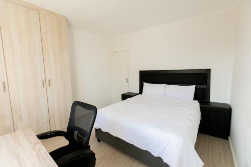 Muizenberg Apartment | Muizi Hideaway