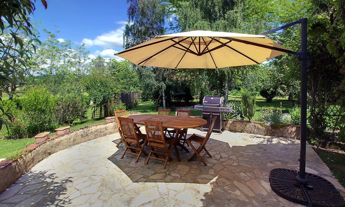 Meyrals Villa | MULBERRY TREE Villa - Luxury Villa - Heated Pool, Hot tub, Gym, Garden, Calm