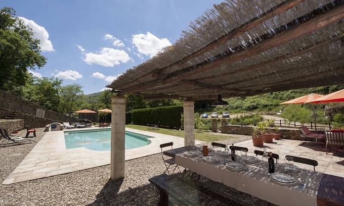 Greve in Chianti Villa | Mulino Cintoia Chianti Toscana Pool, Sauna and Jacuzzi Experience