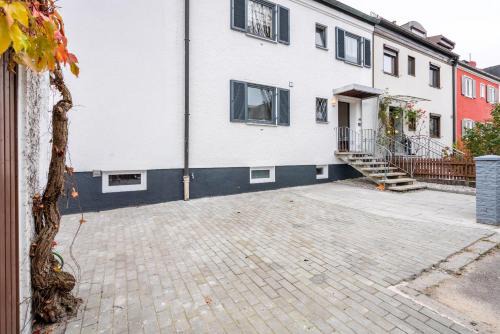 Dachau District Apartment | Munich Hideaway