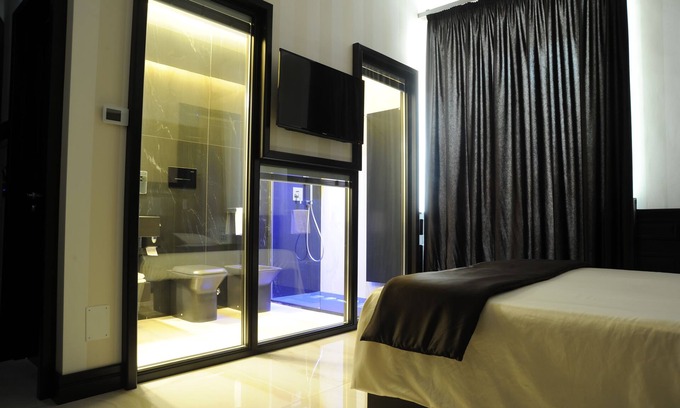 Quartieri Settecenteschi Bed & Breakfast | Muro Torto Suite
