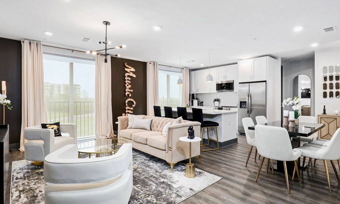 Rolling Mill Hill Condo | Muse | 3-bedroom condo with rooftop lounge & central AC - walkable to downtown