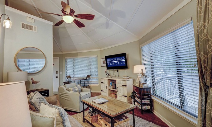 Night Heron House | "Mushroom" Beach Cottage. 1 bedroom. Complex pool Short walk to beach