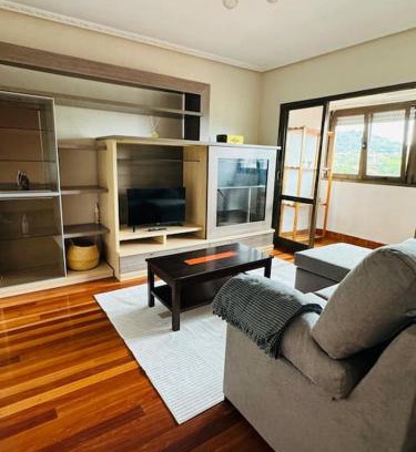 San Julian de Musques Apartment | Muskiz Retreat, playa 5 mins, WIFI gratis