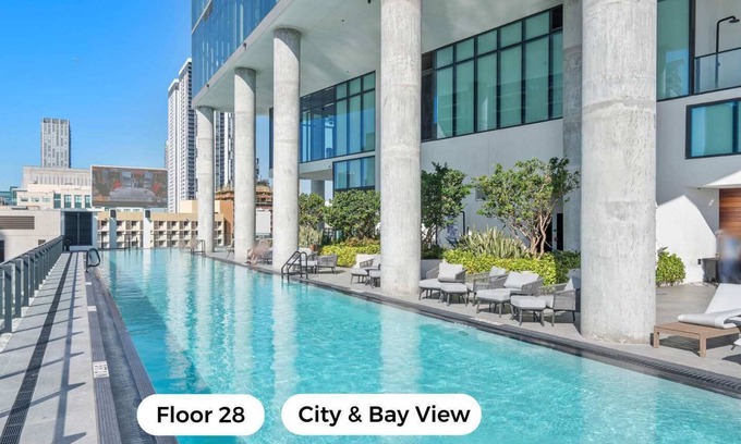 Downtown Miami Apartment | MVR Studio stay in the heart of it all