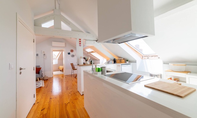 Monserrate Apartment | MY HOME IS YOUR HOME - Viana Center Apartment