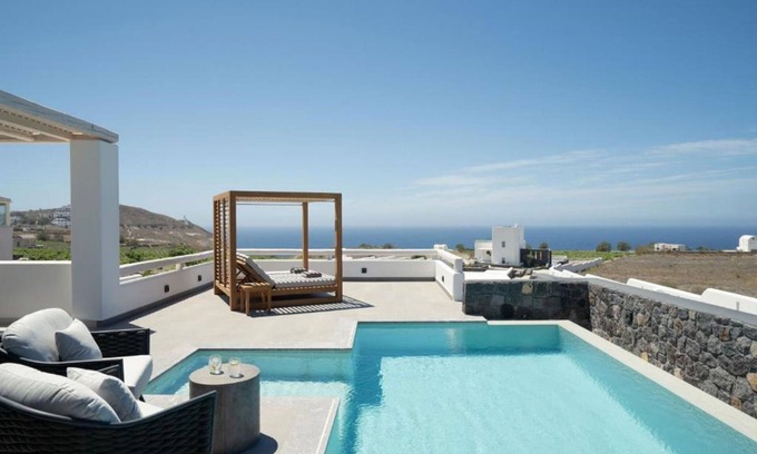 Akrotiri Villa | My Rental Homes - Villa Akrotiri with private pool and jacuzzi