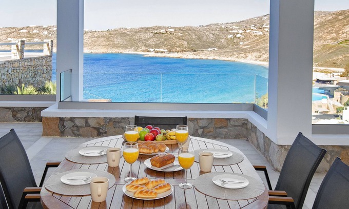 Elia House | Mykonian house in Elia beach by GHH