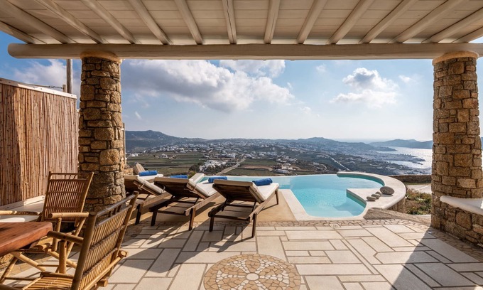 Tourlos House | Mykonos Divino
