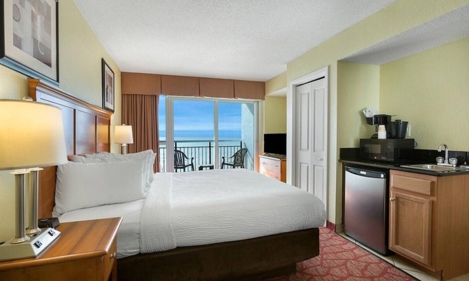 Downtown Myrtle Beach Apartment | Myrtle Magic: King Room with Oceanfront Balcony