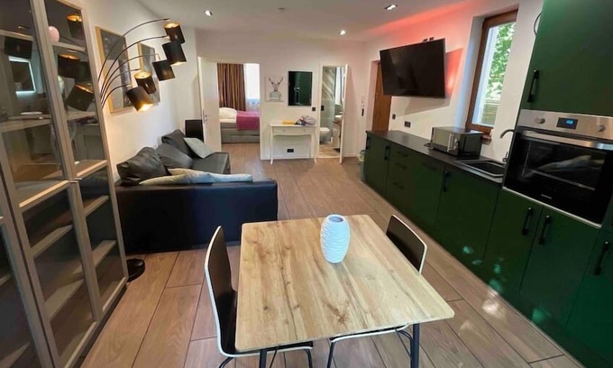 Mueggelheim Apartment | MYSTAY 35m2 Cosy Apartment with 1Bedroom