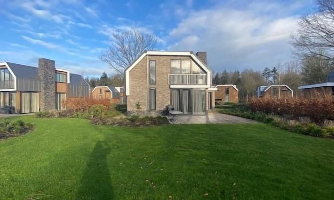 Biddinghuizen House | n/a