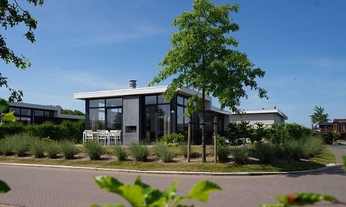 Susteren House | n/a