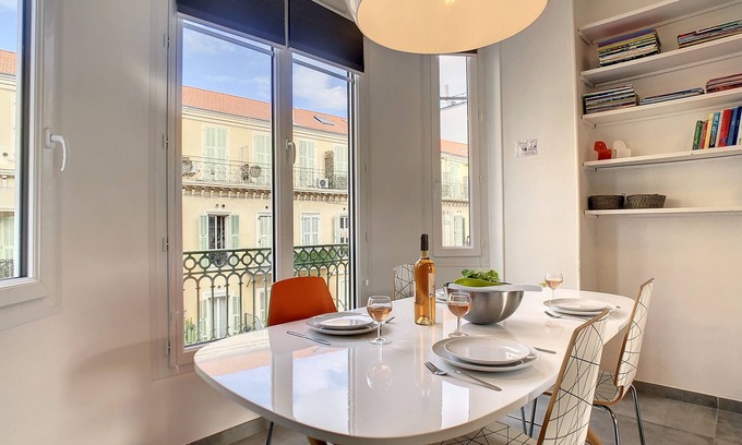 Nice City Centre Apartment | N&J - BOW WINDOW BUFFA - Central - Close sea