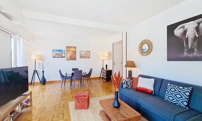 Quartier du Port Apartment | N&J - TROPI AZUR - Terrace - Place du Pin