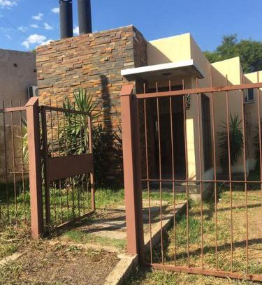 Villa Lola House | N8 Casa 2 Dorm Zona Residencial Barrio Villa Lola Artigas