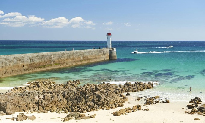 Plouhinec Hotel | Naéco