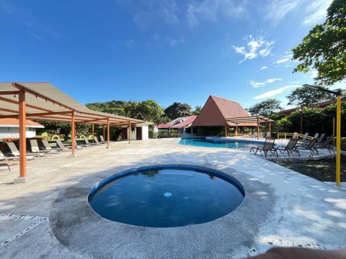 Coco Hotel | Nacazcol - Playas del Coco