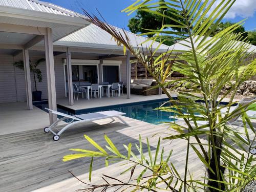 Douville Apartment | Nakolodge -3 chambres - piscine et jardin privatifs