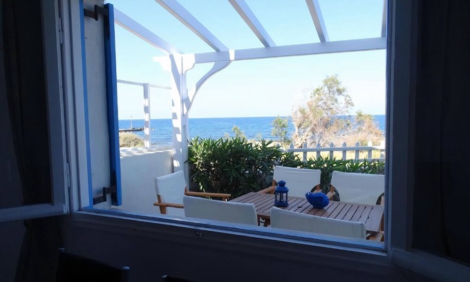 Monolithos House | NAMA Beach House