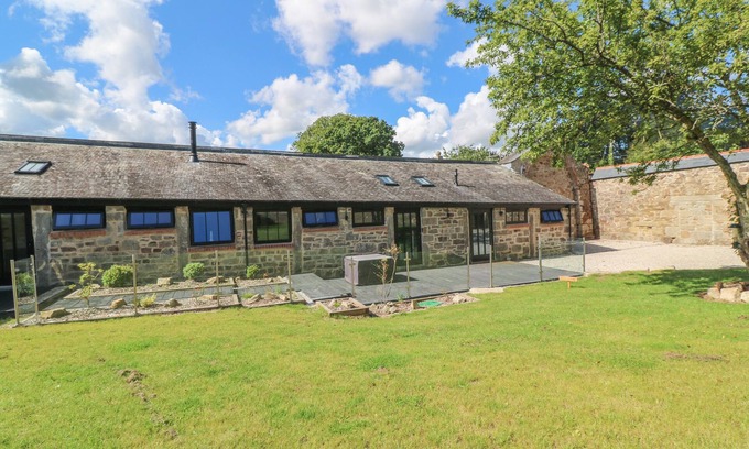 Praze-An-Beeble Cottage | NANA'S COTTAGE, family friendly, with open fire in Praze-An-Beeble