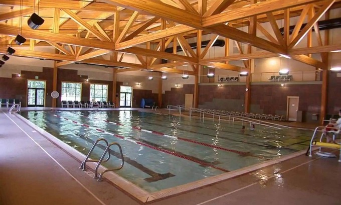 Pocono Pines House | Naomi Lake House with Temporary Membership Available Close To Pool