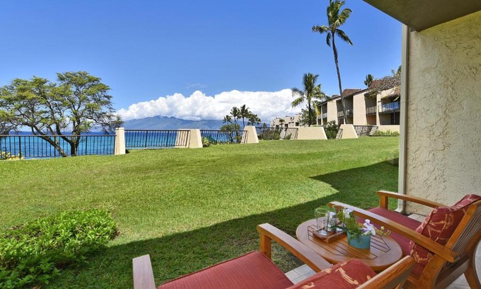 Napili House | Napili Point B44 · NP B44 Remodeled OceanFront Winter Getaway