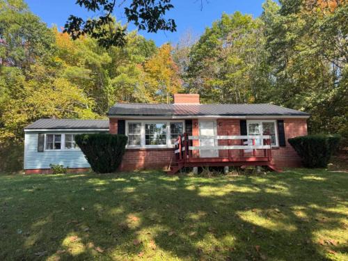 Naples House | Naples Village Retreat - Heart of the Lakes Region