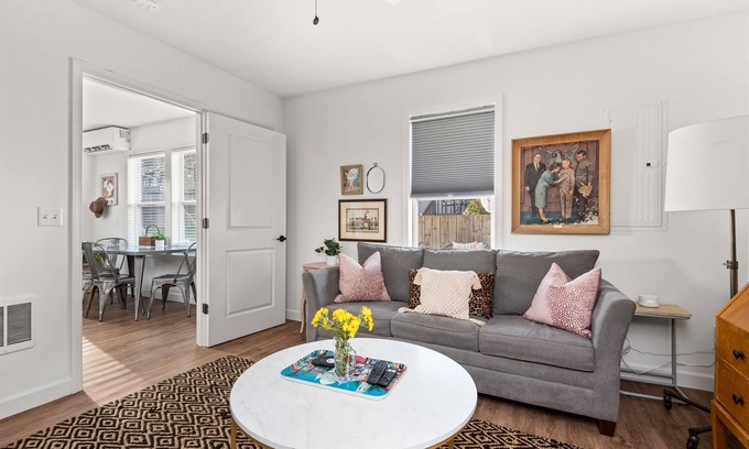 Maxwell House | Nashville Furnished Monthly Rental Home | Dog-Friendly | Parking | Outdoor Area