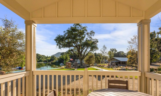 Temecula Cabin | Native Falls Cabin (1BR Loft XL 42) - 1BR Loft XL Craftsman Cabin