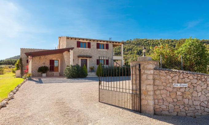 Alcudia House | Natural stone finca Can Saguer near Alcudia/Pollenca