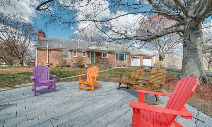 Brookeville House | Nature Getaway w/On-Site Trails, 17 Mi to DC!