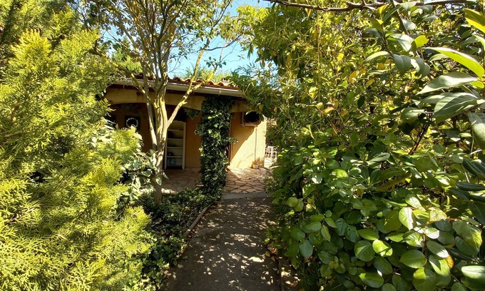 Castelnau-d'Aude House | Nature gîte with swimming pool in the Minervois