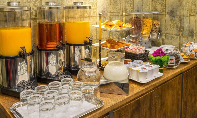 Rione VII Regola Hotel | Navona Essence Hotel