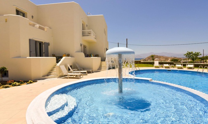 Agios Prokopios Villa | Naxos Relaxing Villa with pool 8