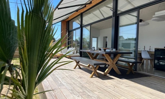 Barneville-Carteret Villa | nContemporary House in the Heart of the Barneville Neighborhood