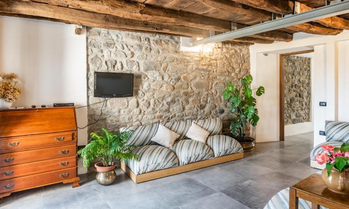 Borghetto di Vara Apartment | Nearby 5Terre Authentic Apartment