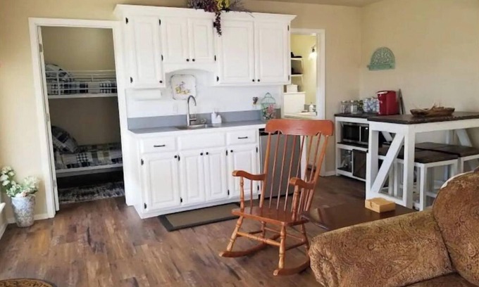 Garvin County House | Need to Unplug and Relax? This is Perfect!