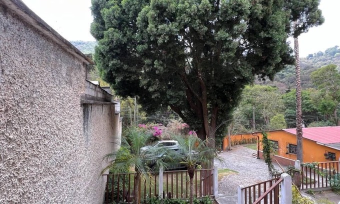 Antigua Guatemala Hotel | NEIZAN ANEXO
