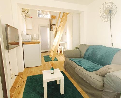 Uckange Apartment | Nest- Tiny house avec Jardin, proche gare, Luxembourg-Metz