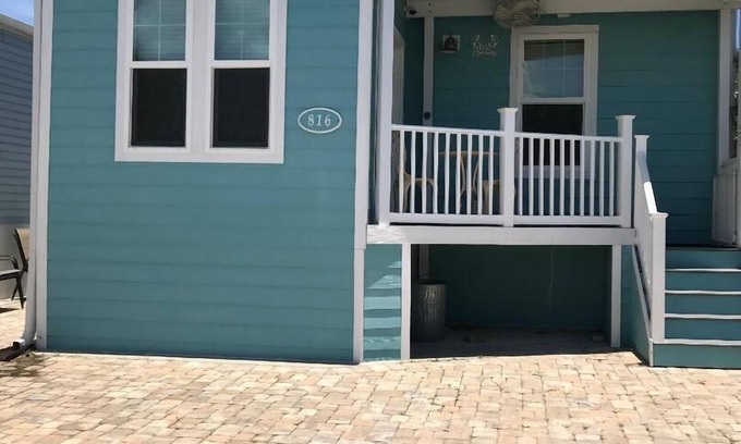 Nettles Island House | Nettles Island Beauty By The Beach!