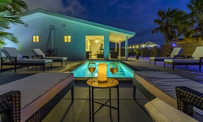 Bushiri Villa | NEW 3BR 2BA w/ Private Pool 2min from Eagle Beach!