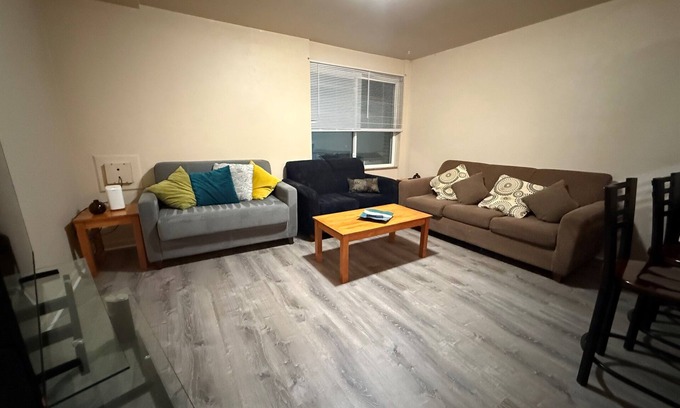 Burns Park Apartment | * NEW * 4BR Retreat | Heart of Campus w/Parking